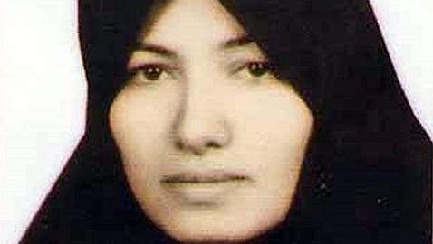 Irán suspende la lapidación de Ashtiani