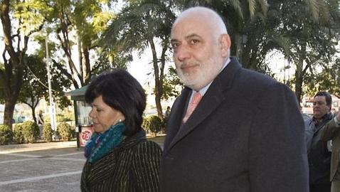 Piden el indulto para Marín justo cuando empieza a ser investigado por Mercasevilla