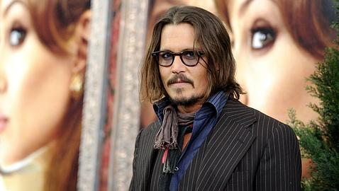 El perro de Angelina Jolie y Brad Pitt ataca a Johnny Depp