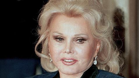 El marido de Zsa Zsa Gabor, hospitalizado en el mismo centro