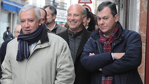 Arenas asegura que Griñán «a la fuerza tenía que conocer las irregularidades»