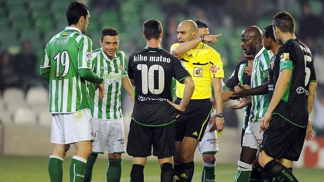 Un gol a favor, de penalti, y nueve en contra en las cuatro últimas jornadas