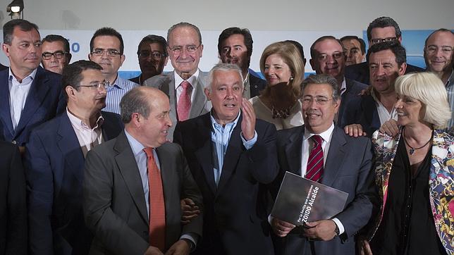Arenas pide a los suyos «reprimir la euforia» para llegar a la Junta