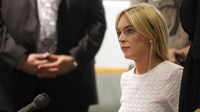 Lindsay Lohan salió de su arresto domiciliario