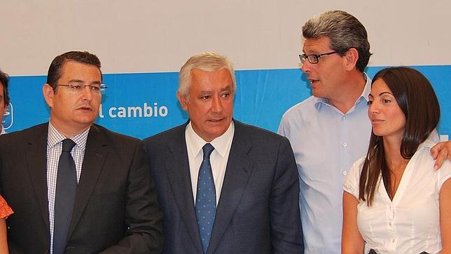 Arenas advierte que la región no puede depender de las «peleas» entre Griñán y Valderas