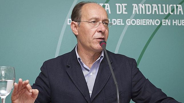 «Reparten competencias del Guadalquivir como caramelos»