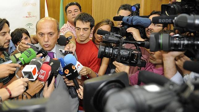 Del Nido vence a la presión de la LFP con trece clubes confirmados