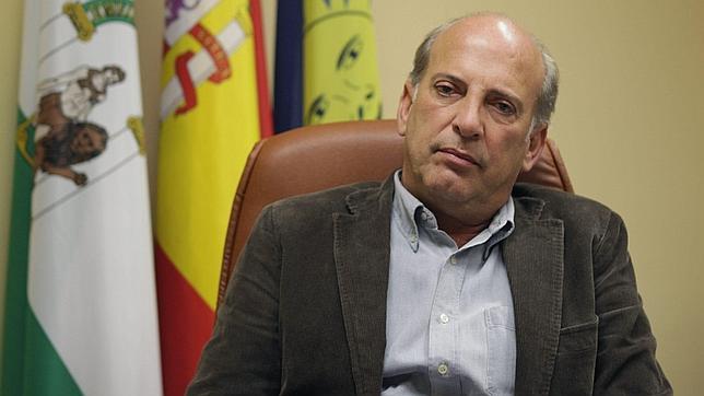 El nuevo alcalde, del PP, no pasó «ni del escáner» de San Telmo