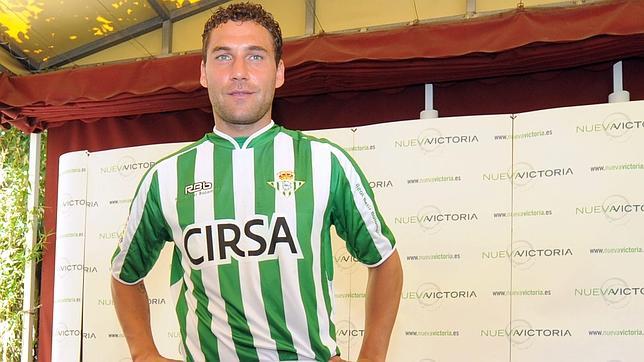 Los fichajes en defensa, el gran mal endémico de los últimos años