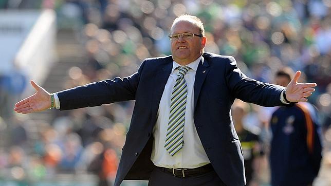 Pepe Mel: «Regalando la primera parte es imposible ganar»