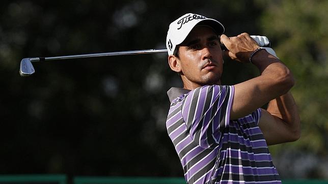 El canario Cabrera-Bello, líder en la primera jornada del torneo de golf de Dubai