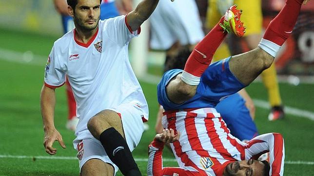 El Sevilla dejó escapar vivo a un rival directo (1-1)