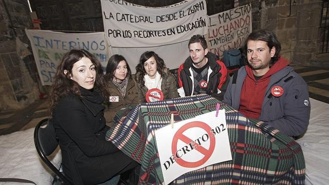 Interinos abandonarán mañana su encierro si Junta y sindicatos cierran un acuerdo