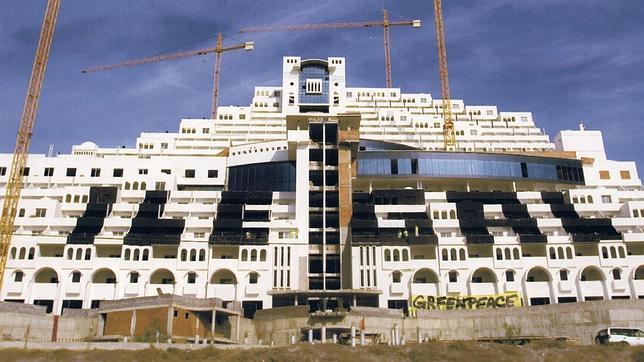 Demoler el hotel del Algarrobico costará más de siete millones de euros