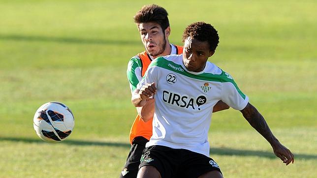Nelson, convocado por Portugal ocho meses después