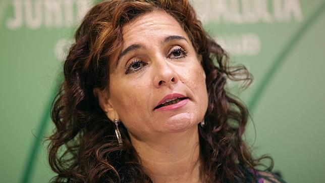 Salud ahorrará 5 millones de euros eliminando 71 directivos