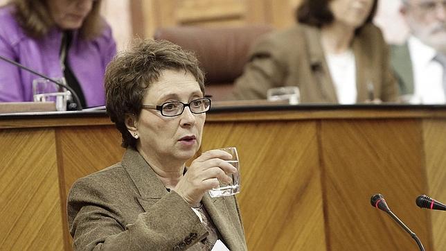 La consejera de Hacienda señala a Viera como responsable político del caso de los ERE