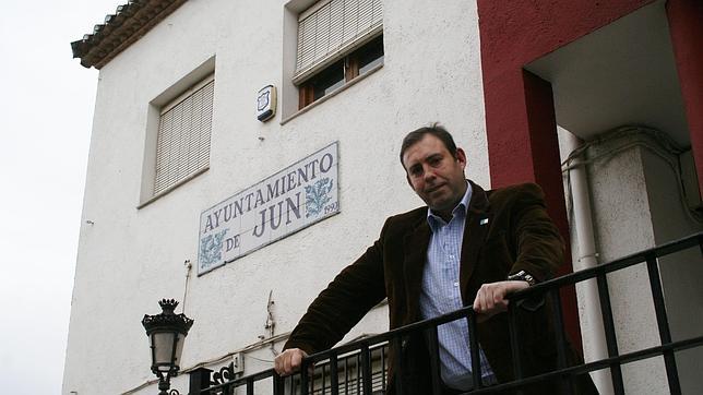 El alcalde de Jun recurrirá las primarias del PSOE andaluz