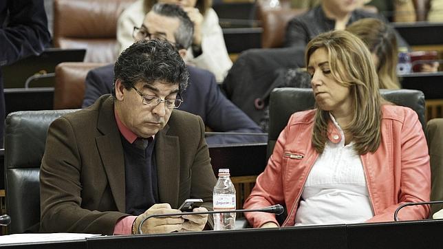 La defensa de los imputados de los ERE abre la brecha entre PSOE e IU