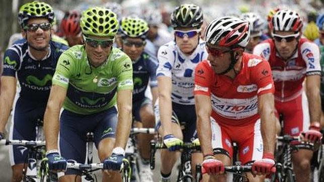 Los corredores de la Vuelta Ciclista pasarán dos veces por Tomares