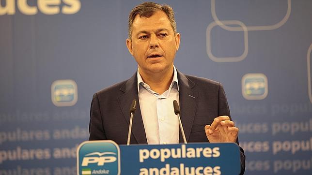 «Se va el peor presidente de Andalucía en la historia de la democracia»