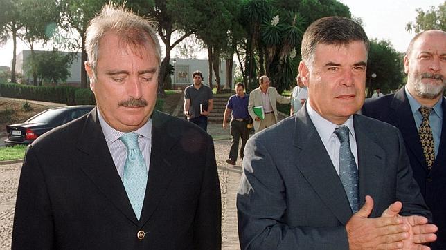 El exconsejero Martín Delgado, imputado por la Policía en el caso Invercaria