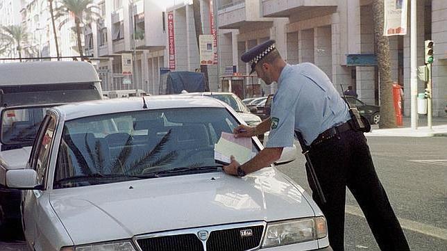 Jaén paga un 30 por ciento de comisión a la Diputación por el cobro de las multas