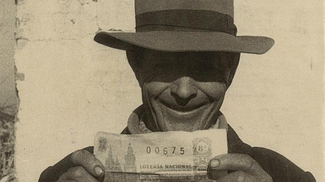 Un agraciado con un décimo del «gordo» que repartió «El triste»