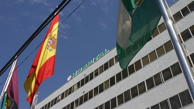 Denuncian el «hacinamiento» de pacientes en Urgencias del hospital Clínico de Málaga