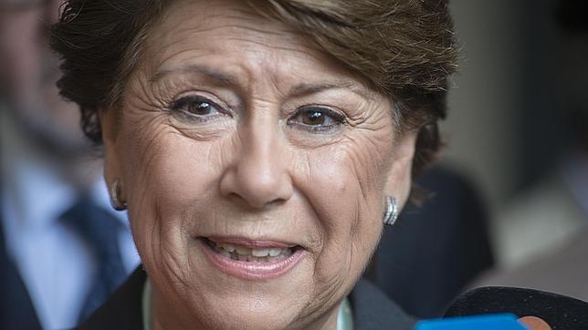 La juez de los ERE impone una fianza civil de casi 30 millones a Magdalena Álvarez