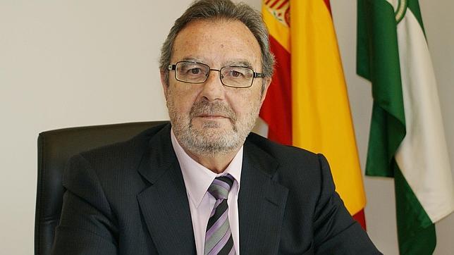 Dimite el director general de Energía por piratear la luz en su vivienda