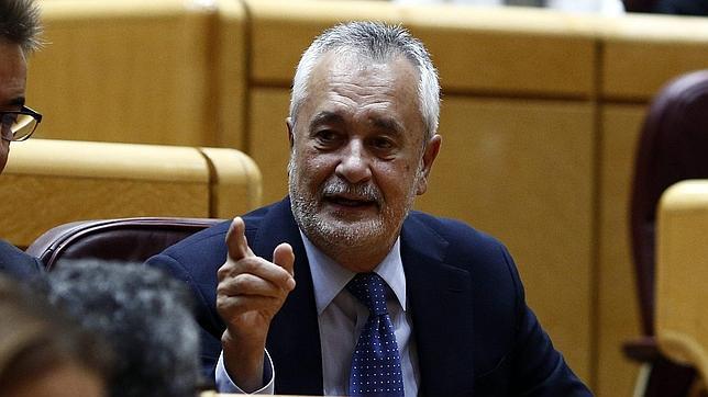 La juez Alaya se dirigió al Senado porque era imposible localizar a Griñán