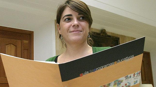 La consejera de Vivienda explicará en el Parlamento el realojo de los okupas de la Corrala Utopía