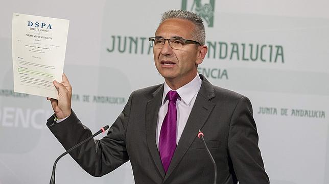 La Junta tiene 643 millones de ayudas para los cursos de formación sin controlar