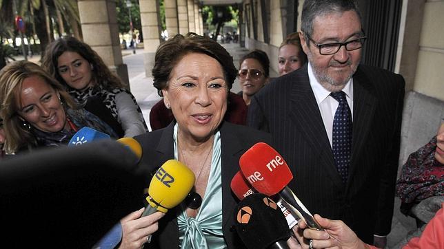 La Audiencia de Sevilla confirma la imputación de Magdalena Álvarez