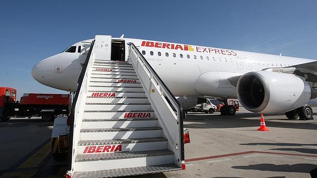 Billetes de avión entre Sevilla y Madrid por 29 euros con Iberia Express