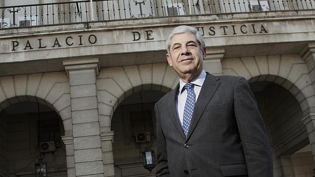 Damián Álvarez: «Los jueces no son gallinas ponedoras de sentencias»