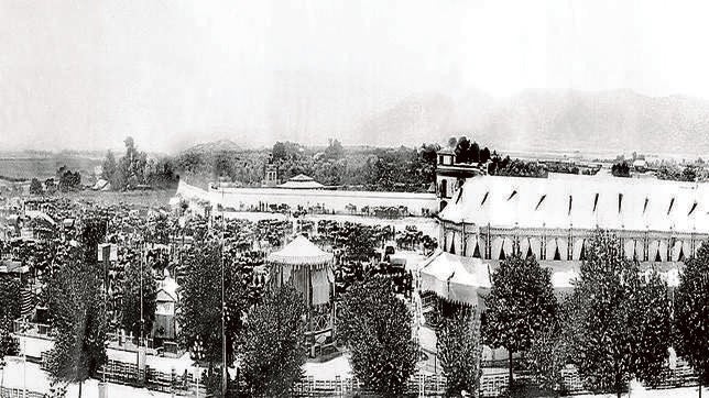 La Feria de Córdoba empezó en el cementerio
