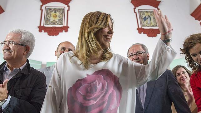 Susana Díaz, favorita para liderar el PSOE pese a obtener los peores resultados en Andalucía