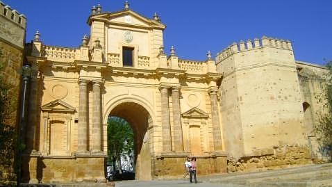 Una oportunidad única para conocer la Puerta de Córdoba de Carmona