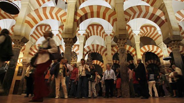 El Obispado, respaldado por el informe legal sobre la Mezquita-Catedral