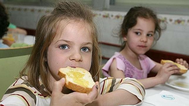 Aceitunas y aceite en el menú ideal para los alumnos