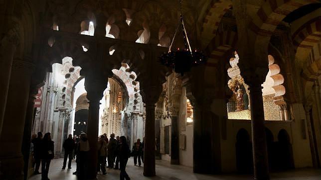 La polémica no frena a la Mezquita-Catedral, que sigue ganando visitantes