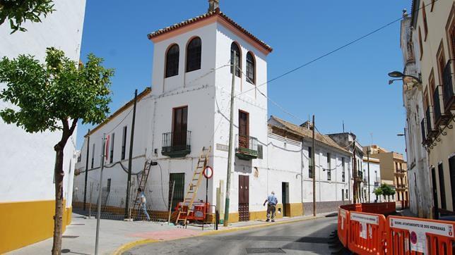 Arrancan las obras de remodelación del entorno de la Torre del Olivar