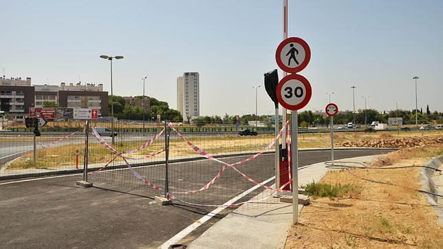 El Ayuntamiento denuncia la demora de la Consejería de Fomento en abrir el túnel del Pisa
