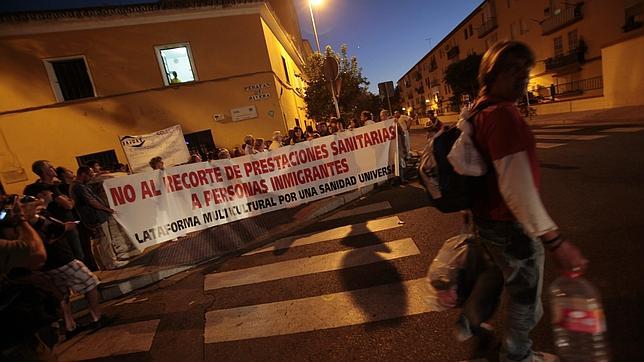 Imputan a los médicos que atendieron al polaco fallecido en el albergue municipal de Sevilla