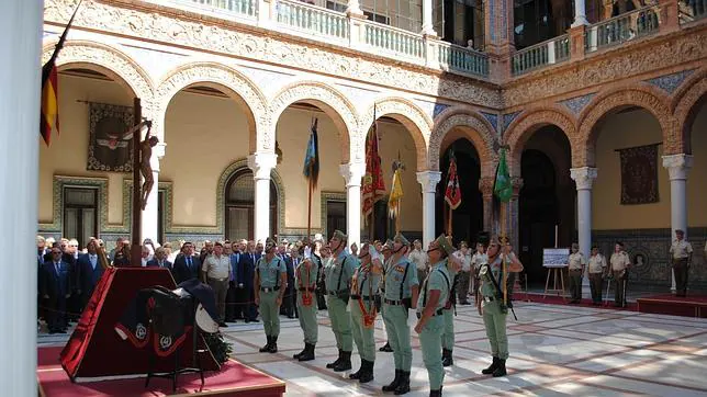 Sevilla honra a los héroes del Regimiento de Cazadores de Alfonso XII