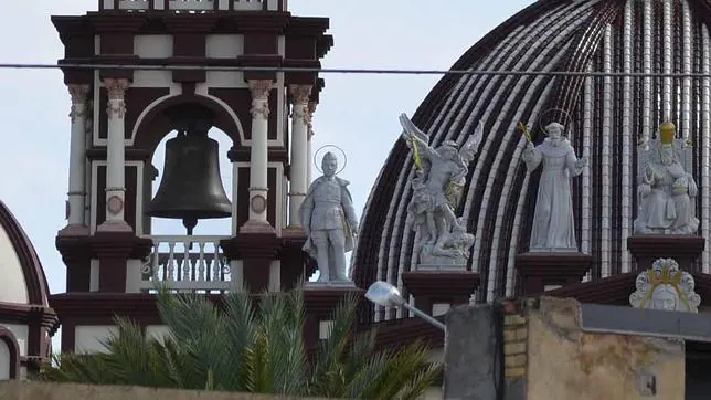 IU pide la retirada inmediata de la estatua de Franco de El Palmar