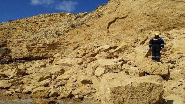 Un acantilado de Conil sufre un grave desprendimiento