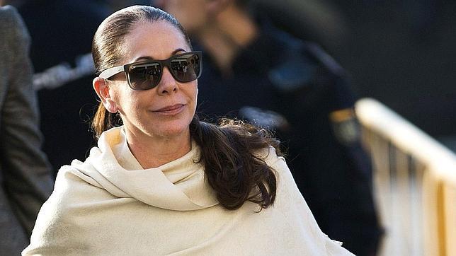 «Isabel Pantoja casi confundió la sala de vistas con el escenario»
